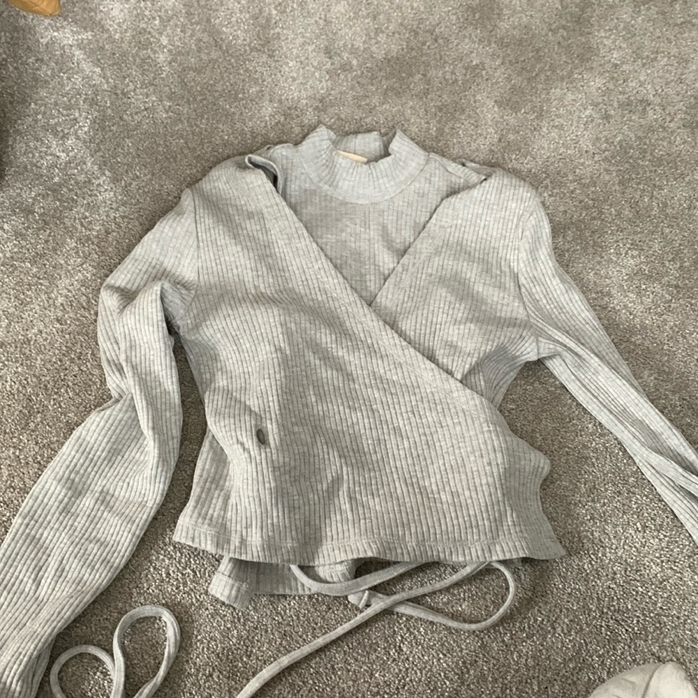 Levis wrap sweater and mock turtleneck cropped